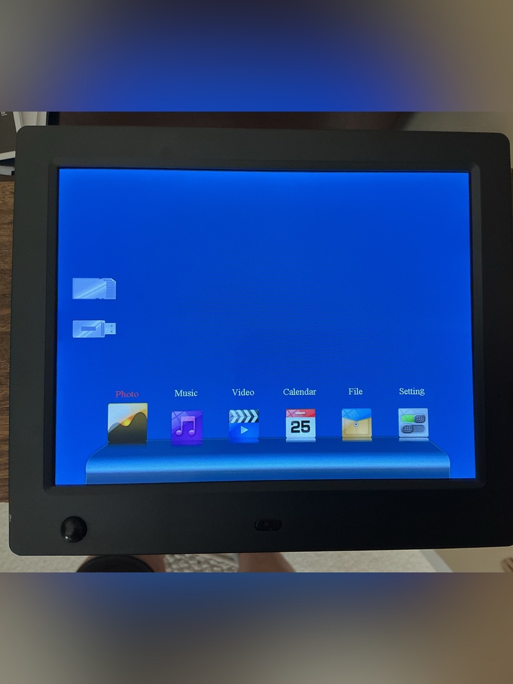 8" Digital Photo Frame/Slideshow/StereoMP3/Calendar/Clock/Remote Control - Black - Picture 9 of 14